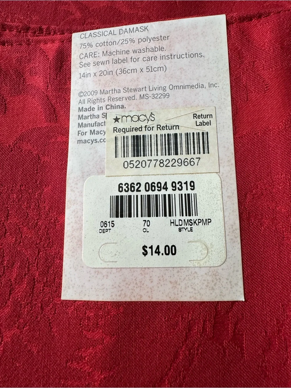 NWT Martha Stewart Red placemats with Floral Pattern set of 4 size 14inx20in